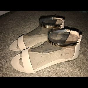 Strappy sandals 8.5